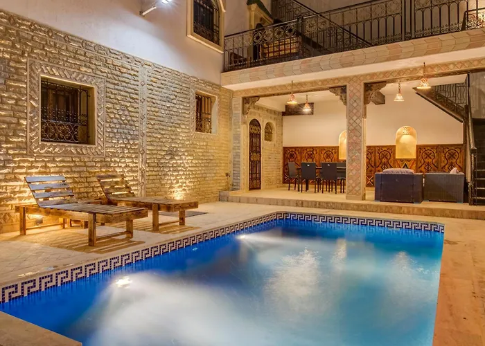 Artisana Villa With Private Pool, Beach & Mountain Views