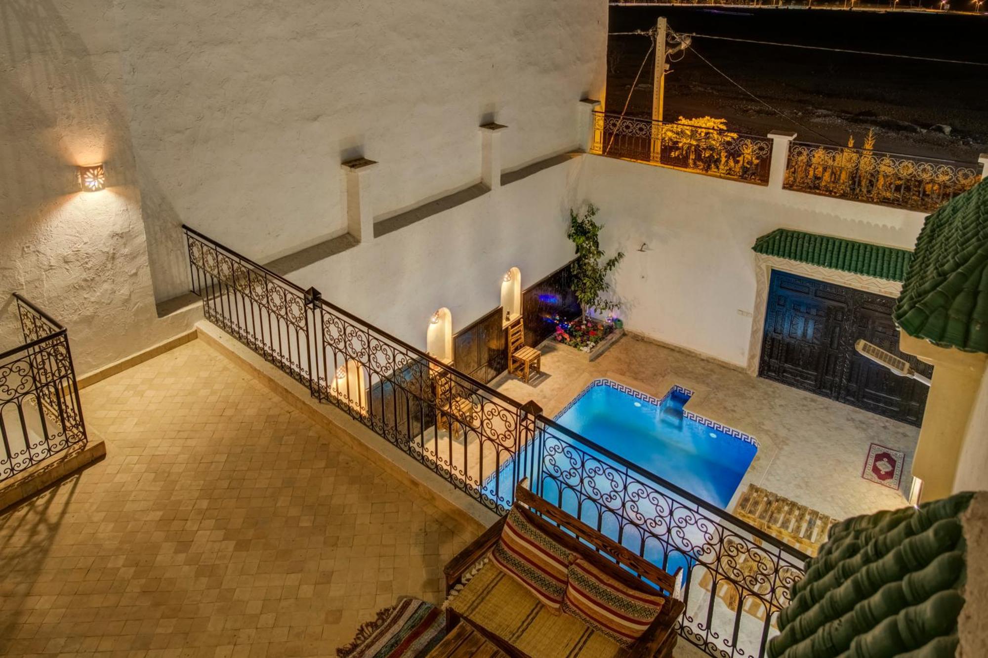 Artisana With Private Pool, & Mountain Views فيلة