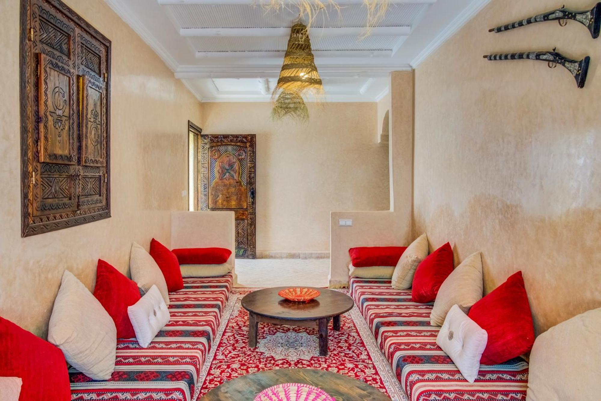 Artisana With Private Pool, & Mountain Views فيلة *